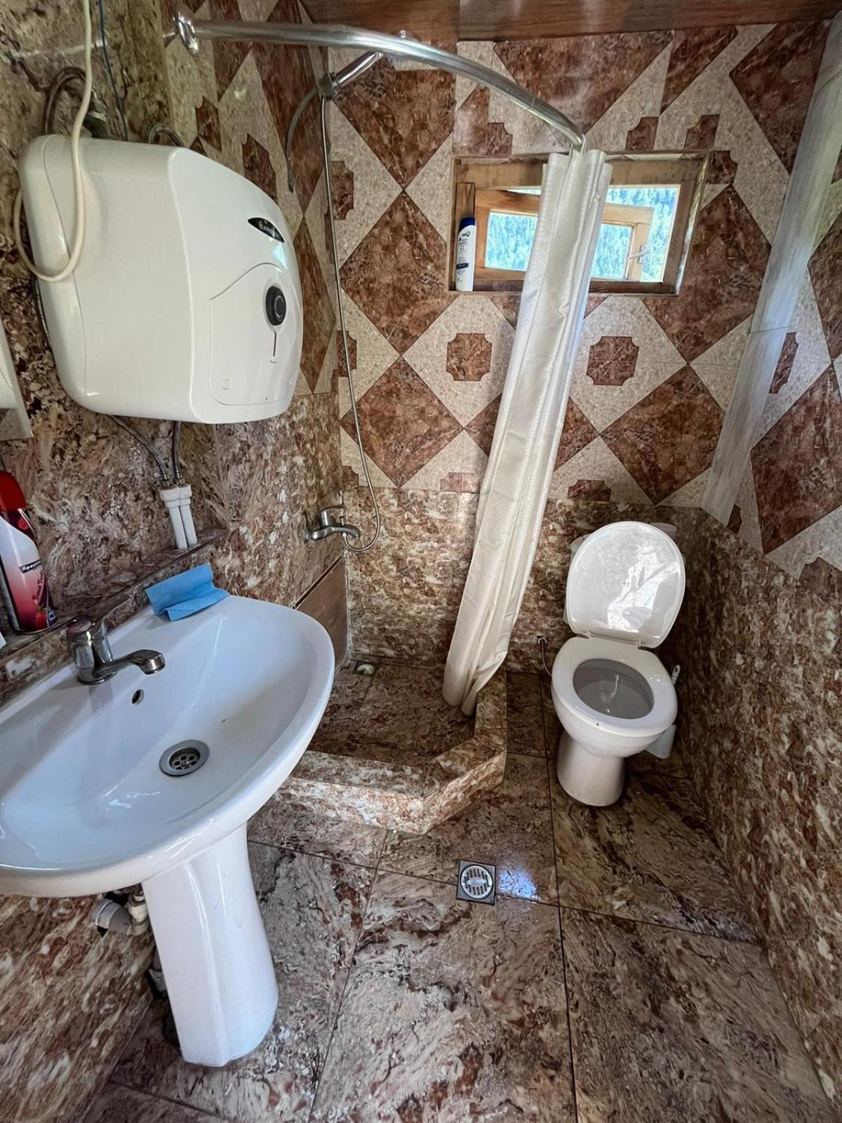 Tsknari Oda Oni Ngoại thất bức ảnh